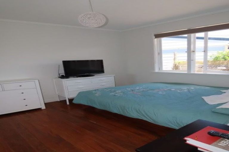Photo of property in 24 Metcalfe Road, Ranui, Auckland, 0612