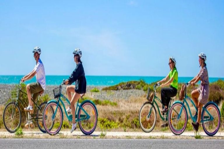 Photo of property in 12 Memorial Park Avenue, Haumoana, 4102