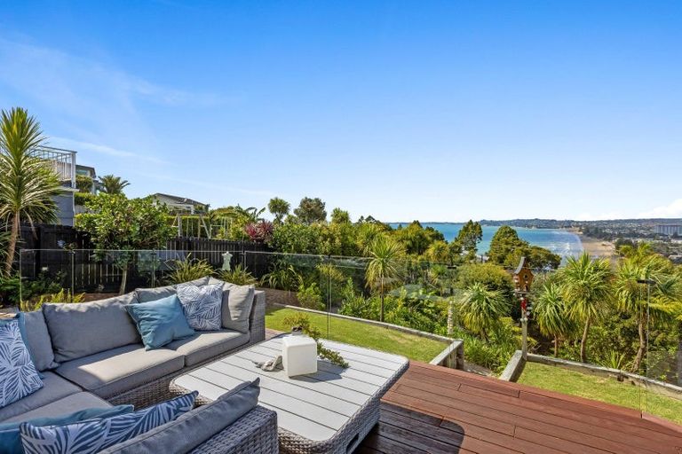 Photo of property in 10 Hillcrest Road, Hatfields Beach, Orewa, 0931