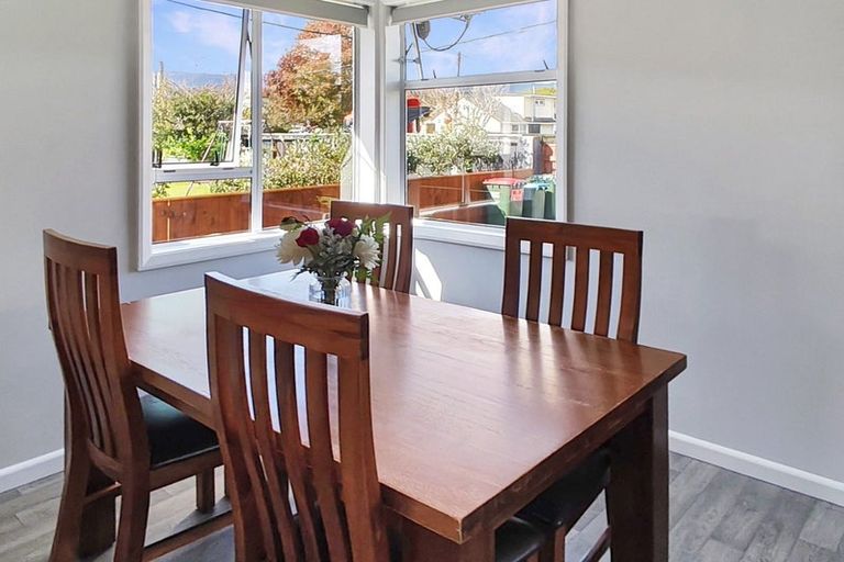 Photo of property in 77 Fraser Crescent, Elderslea, Upper Hutt, 5018