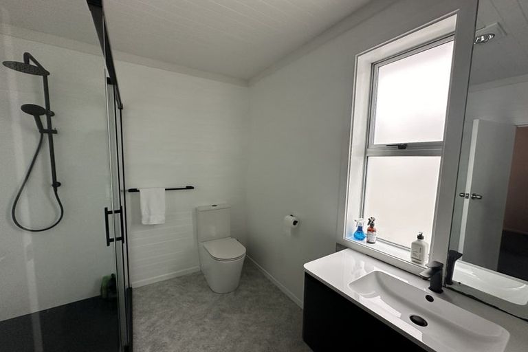 Photo of property in 27 Tukapa Street, Westown, New Plymouth, 4310