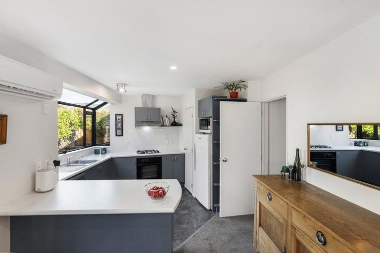 Photo of property in 54 Parade Court, Addington, Christchurch, 8024