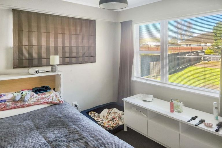 Photo of property in 51 Kashmir Avenue, Clouston Park, Upper Hutt, 5018