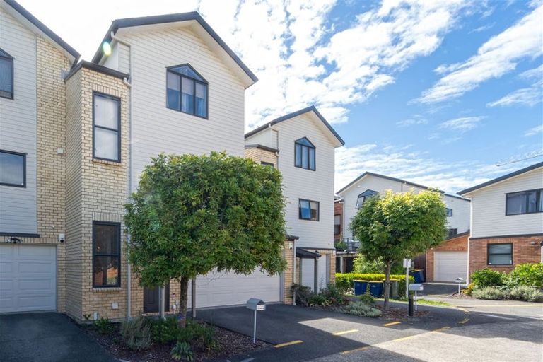 Photo of property in St Claire Village, 35/172 Mcleod Road, Te Atatu South, Auckland, 0610
