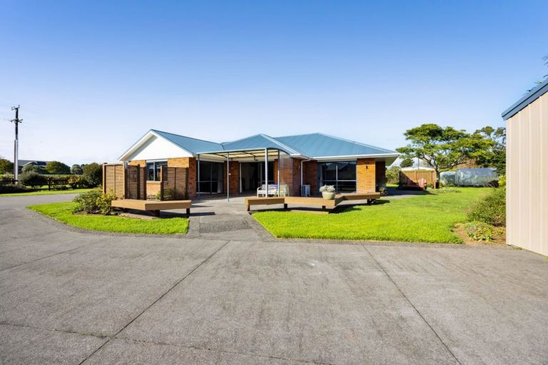 Photo of property in 270 Smart Road, Hillsborough, New Plymouth, 4372