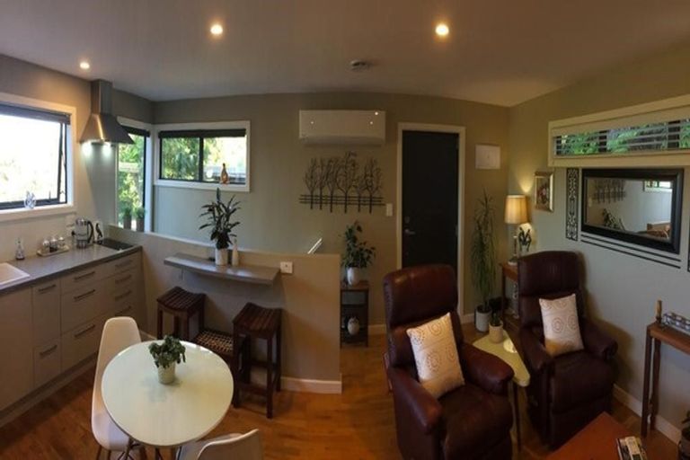 Photo of property in 51 Tainui Road, Titirangi, Auckland, 0604