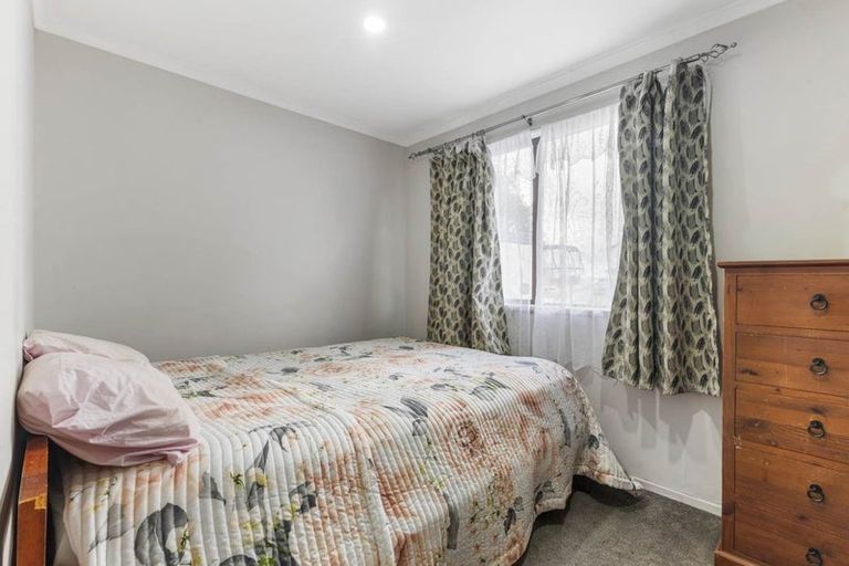 Photo of property in 2/331 Weymouth Road, Weymouth, Auckland, 2103