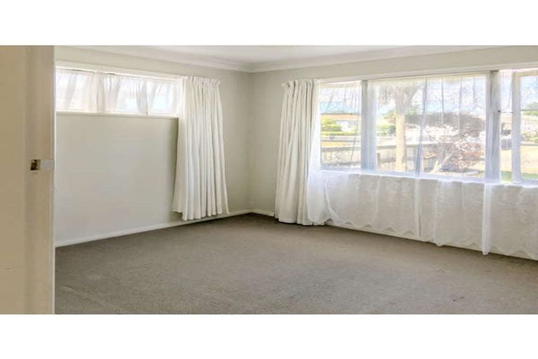 Photo of property in 35 Green Avenue, Levin, 5510