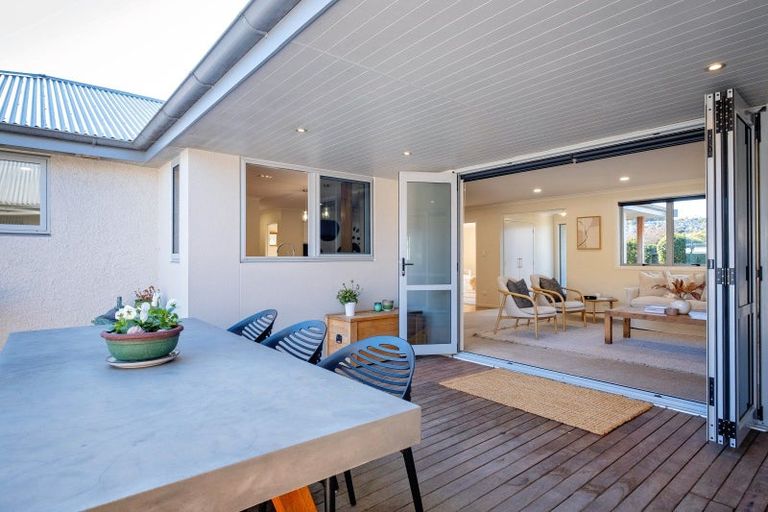 Photo of property in 2 Birdwood Street, Taradale, Napier, 4112