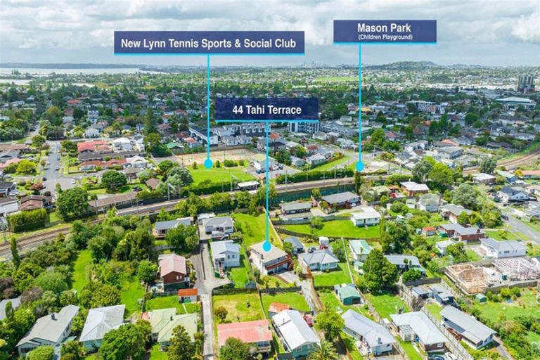 Photo of property in 44 Tahi Terrace, Glen Eden, Auckland, 0602