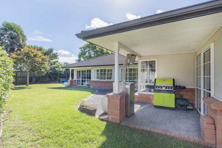 Photo of property in 13 Moss Crescent, Takanini, 2112