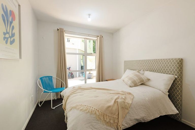 Photo of property in 3a Anderson Terrace, Mount Cook, Wellington, 6021