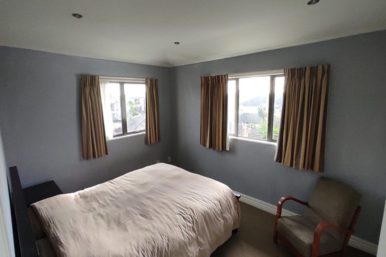 Photo of property in 4 Kawai Rise, Te Atatu Peninsula, Auckland, 0610