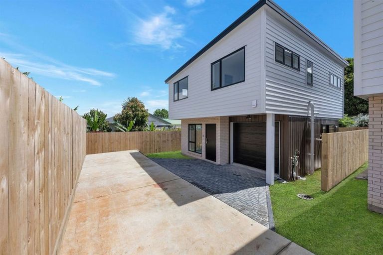 Photo of property in 451e Massey Road, Mangere East, Auckland, 2024