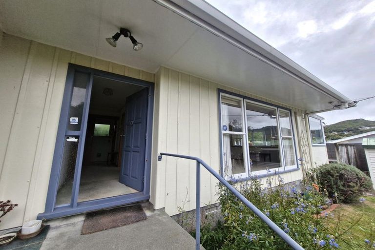 Photo of property in 15 Cook Street, Karori, Wellington, 6012