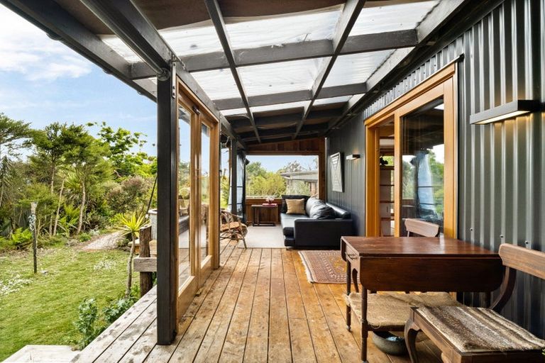 Photo of property in 8 Beach Road, Long Beach, Port Chalmers, 9081