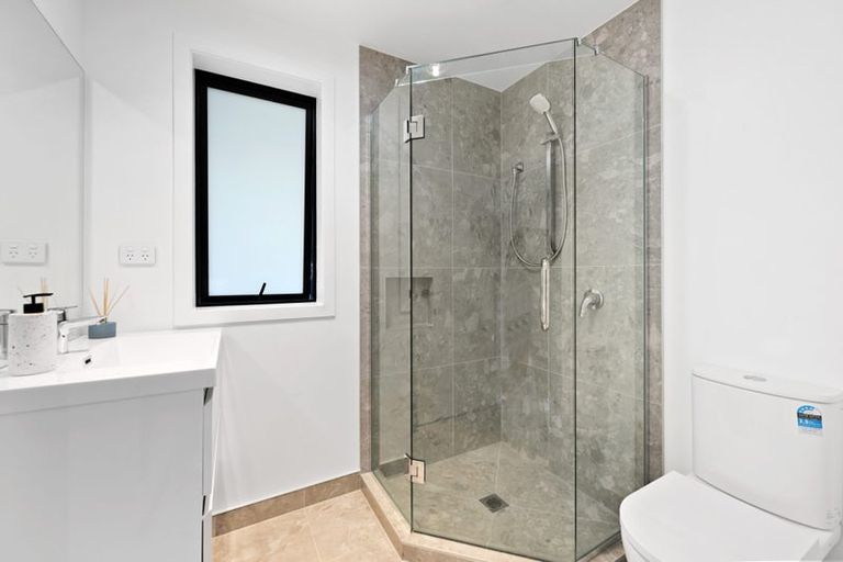 Photo of property in 60a Fitzwater Place, Henderson, Auckland, 0612