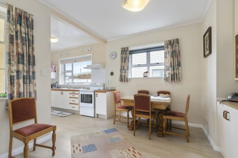 Photo of property in 18 Jutland Street, Waterloo, Lower Hutt, 5011