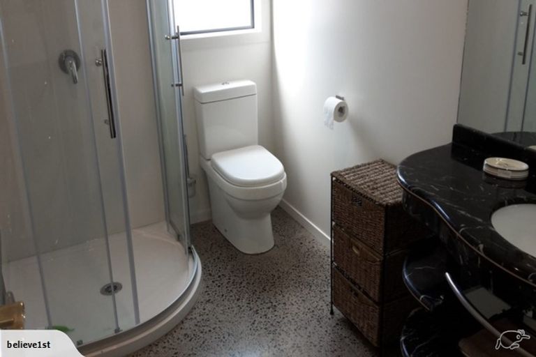 Photo of property in 84 Alpha Street, Cambridge, 3434