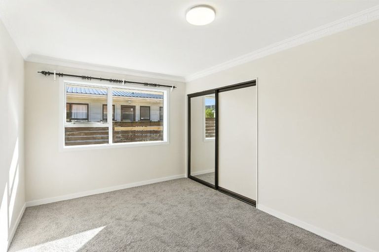 Photo of property in 5 Karaka Street, Otaki Beach, Otaki, 5512