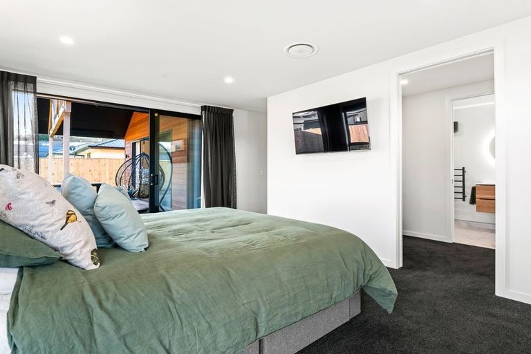 Photo of property in 3 Tomtit Crescent, Lake Hawea, Wanaka, 9382