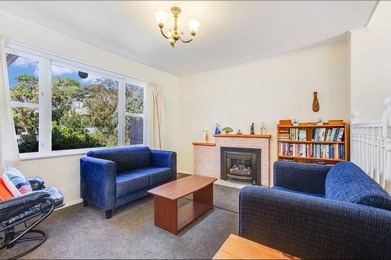 Photo of property in 78 Chester Road, Tawa, Wellington, 5028