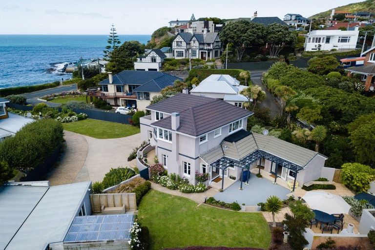 Photo of property in 10 Cliffs Road, Saint Clair, Dunedin, 9012