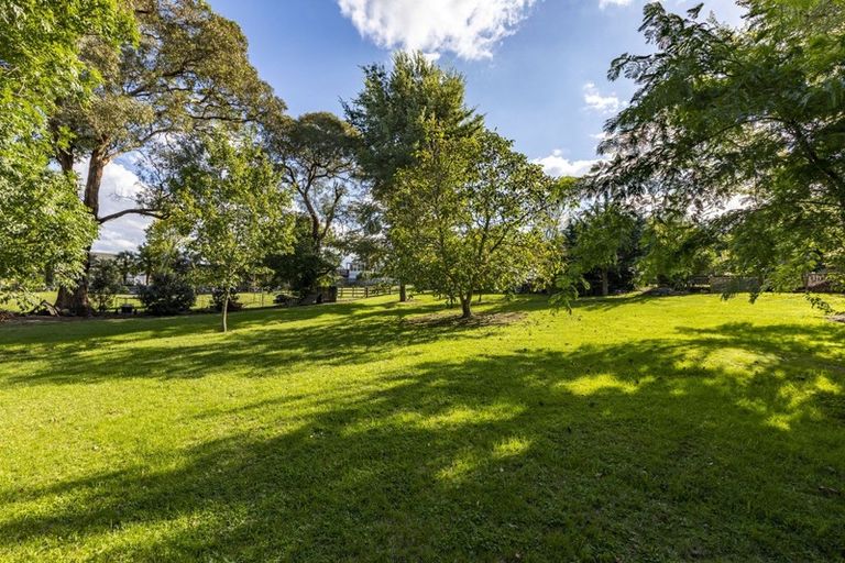 Photo of property in 29 Domain Road, Waipawa, 4210