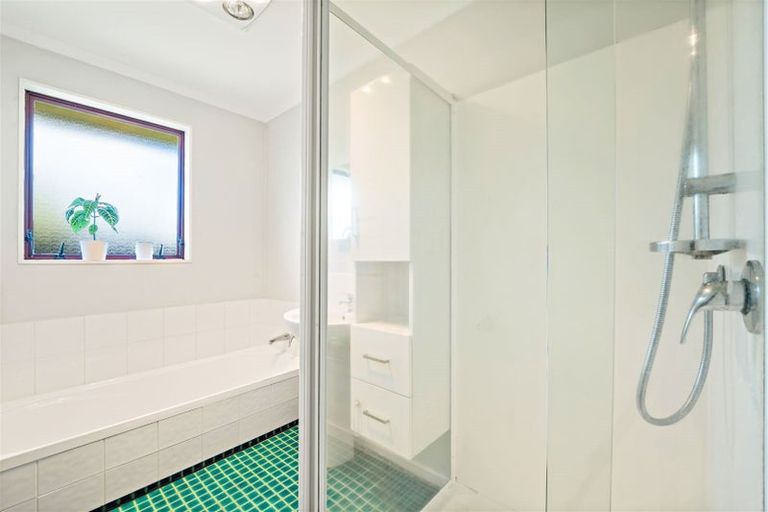 Photo of property in 640a Te Atatu Road, Te Atatu Peninsula, Auckland, 0610