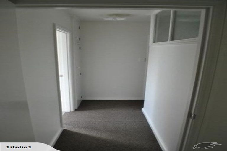 Photo of property in 4/34 Holly Road, St Albans, Christchurch, 8014