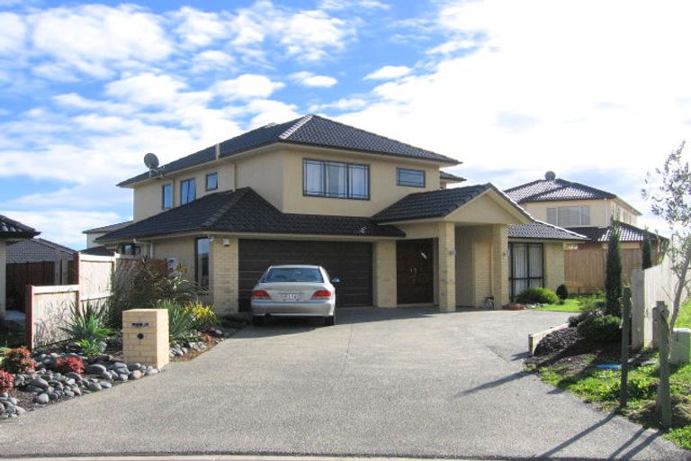 Photo of property in 14 Karson Place, Flat Bush, Auckland, 2016