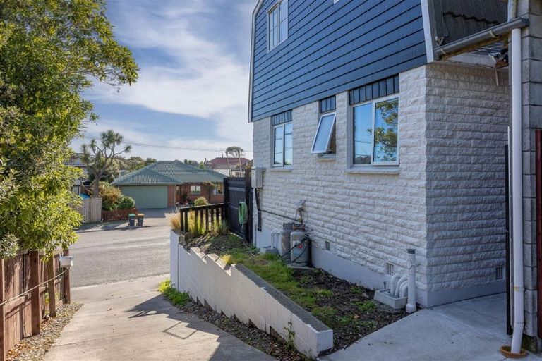 Photo of property in 9 Britannia Street, North New Brighton, Christchurch, 8083