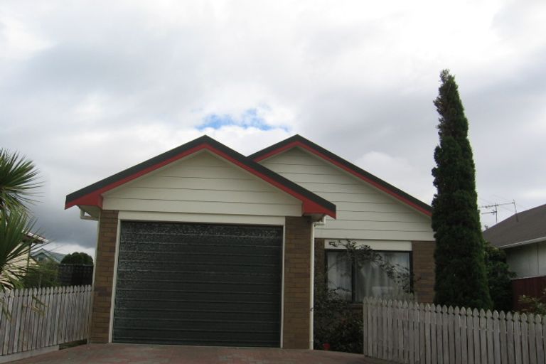 Photo of property in 11 King Street, Petone, Lower Hutt, 5012