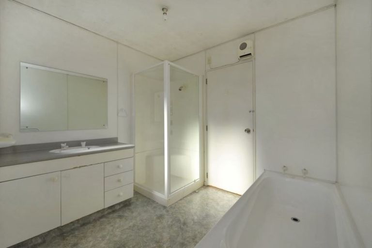 Photo of property in 22 Coles Place, St Albans, Christchurch, 8014