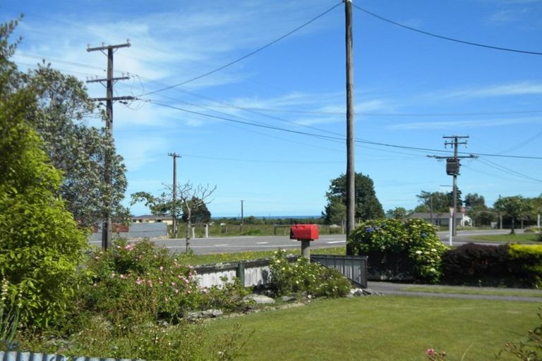 Photo of property in 50 Moorhouse Street, Ross, 7812