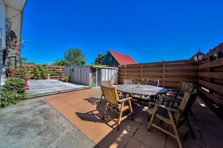 Photo of property in 44 Murray Avenue, Hawera, 4610