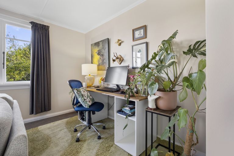 Photo of property in 66 Lindsay Road, Balaclava, Dunedin, 9011