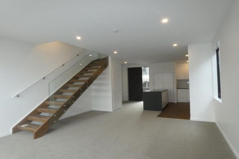 Photo of property in 11/20u Trent Street, Island Bay, Wellington, 6023