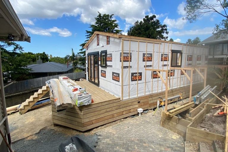Photo of property in 23 Patts Avenue, Glendene, Auckland, 0602