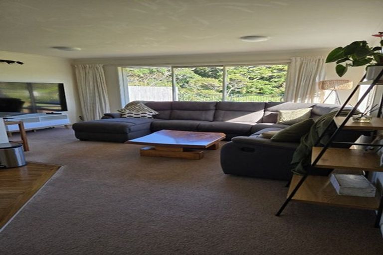 Photo of property in 68 Ata-mahina Way, Ruakaka, 0116