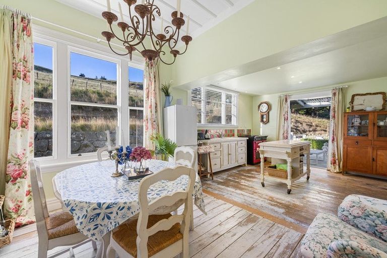 Photo of property in 3 Robin Hood Bay Road, Peraki, Little River, 7591