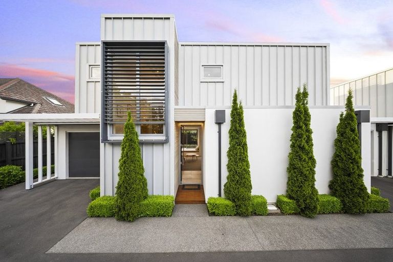 Photo of property in 45 Clissold Street, Merivale, Christchurch, 8014