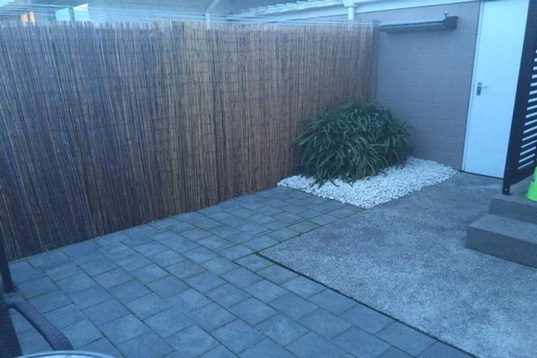 Photo of property in 2/26 Picton Avenue, Riccarton, Christchurch, 8011