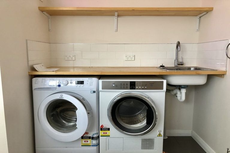 Photo of property in 99 Hanson Street, Newtown, Wellington, 6021