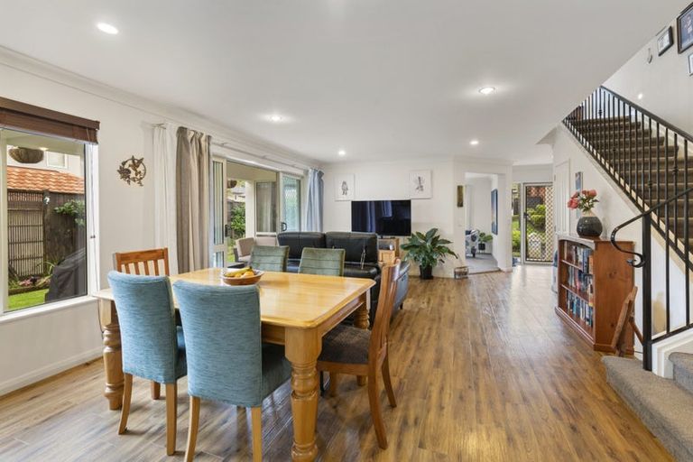 Photo of property in 45 Coachman Drive, Flat Bush, Auckland, 2016