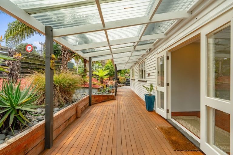 Photo of property in 76 Mcentee Road, Waitakere, Auckland, 0816