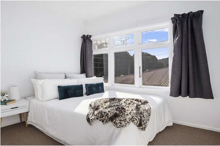 Photo of property in 67 Holloway Road, Aro Valley, Wellington, 6021