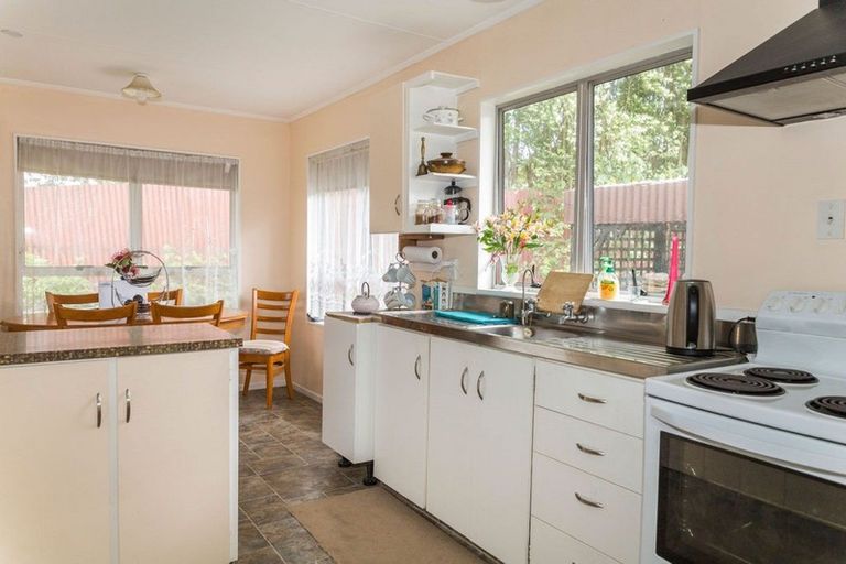 Photo of property in 8 Hartgill Crescent, Dannevirke, 4930