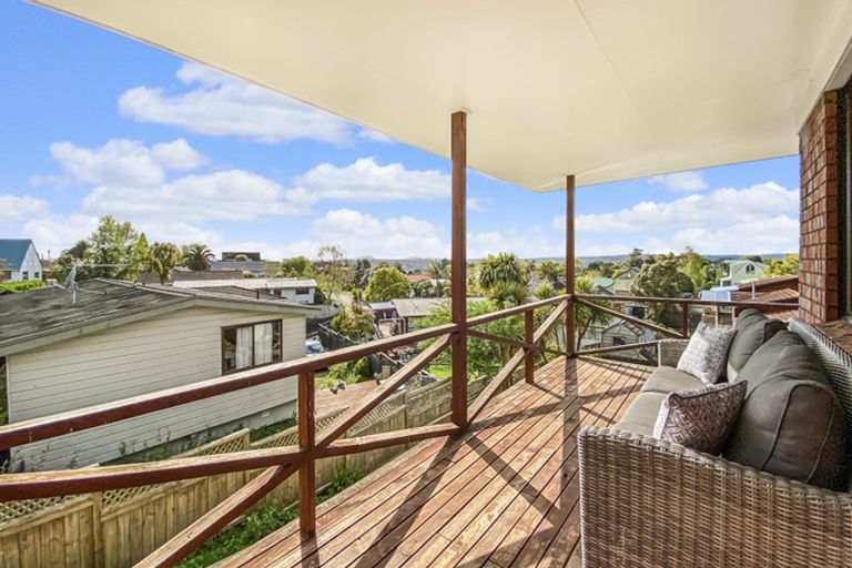 Photo of property in 176 Sturges Road, Henderson, Auckland, 0612