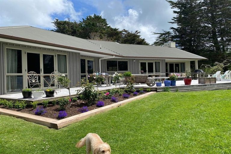 Photo of property in 19 Valley Road, Waitoki, Kaukapakapa, 0871